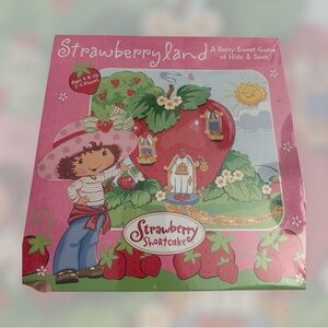 Strawberry Shortcake Hide & Seek Game - Red and Green